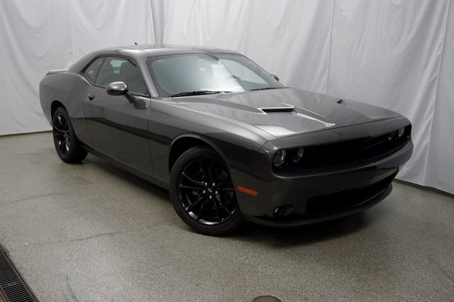 New 2018 Dodge Challenger Sxt Coupe In Schaumburg 182538 Zeigler New 2018 Dodge Challenger Sxt