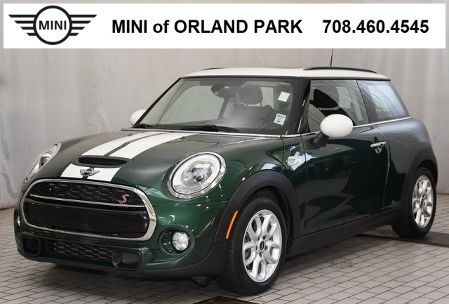Pre Owned 2016 Mini Cooper S Base Hatchback In Schaumburg M081x Pre Owned 2016 Mini Cooper S Base