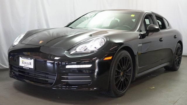 Pre Owned 2016 Porsche Panamera 4 4d Hatchback In Schaumburg A1814 Pre Owned 2016 Porsche Panamera 4